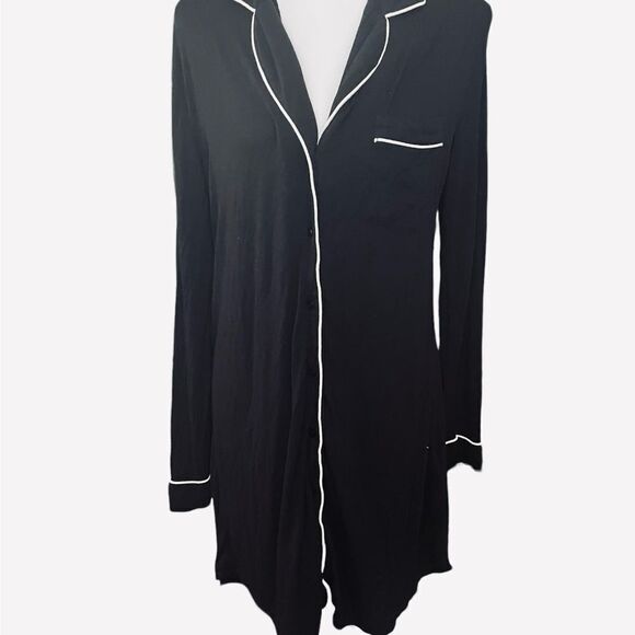 WOMENS SLEEP SHIRT, OVERSIZED - Picture 2 of 3